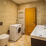 Riverside Ruterra شقة براغ